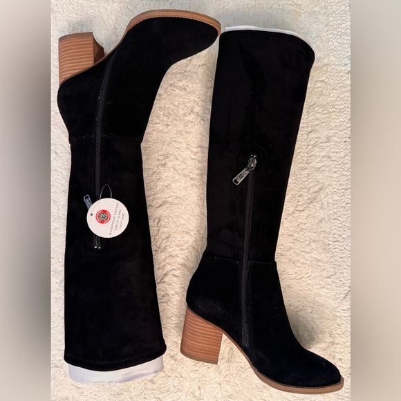 Blondo Black and Brown Heeled Boots - Picture 2 of 4